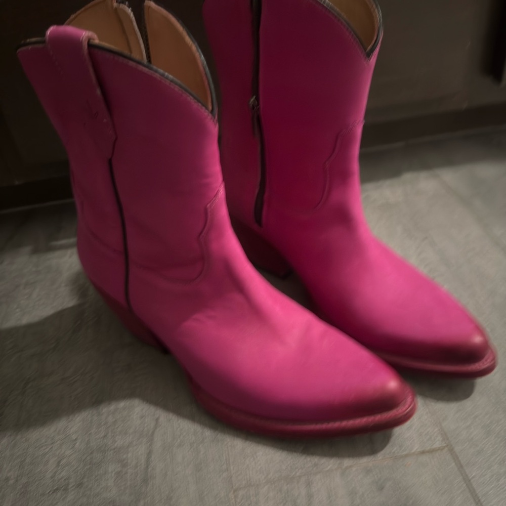 Mezcalero Fuchsia Ankle Boots